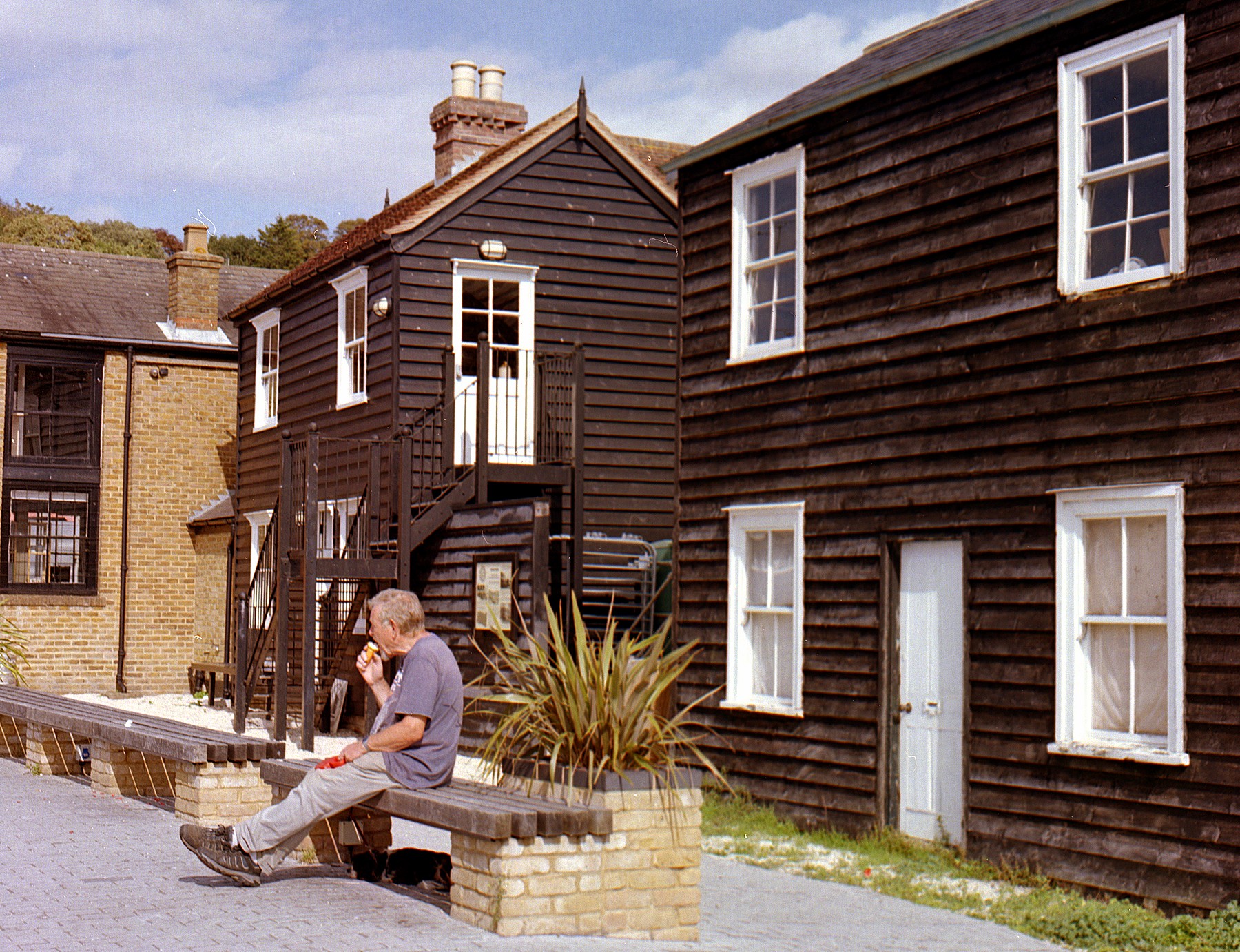 In Old LEIGH with 'Blad and Reala 02