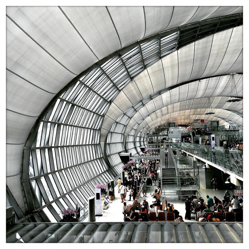 Interior Design - Glass & Steel