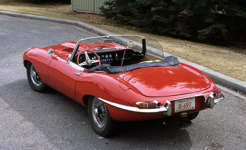 Jaguar E Type