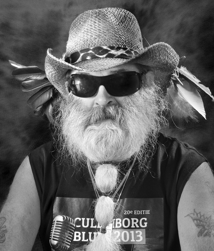Jimmie loves the Blues. Example: Listen to...