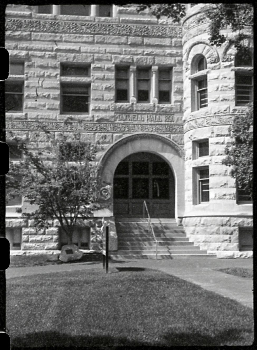Lawns & Limestone