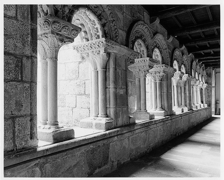 Left wing, Iglesia de Sar, Santiago de Compostela