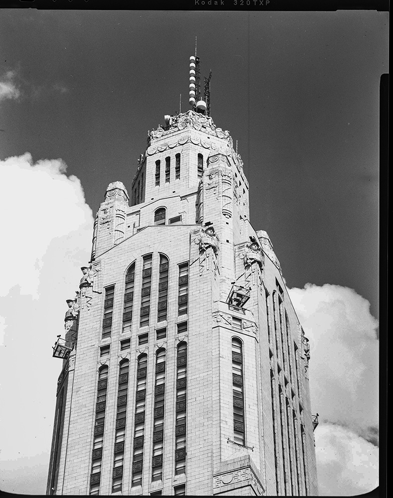 Leveque Tower, Columbus