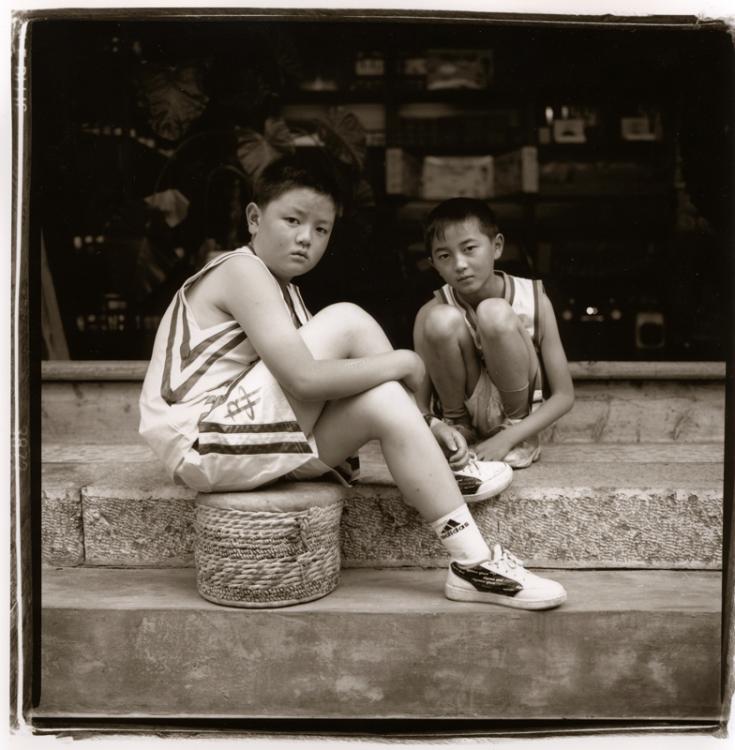 Lijiang, Boys