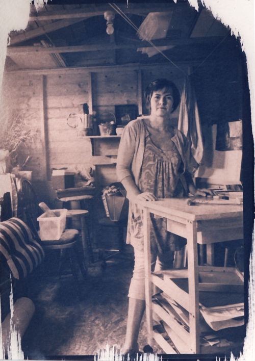Maggie, Island Artist