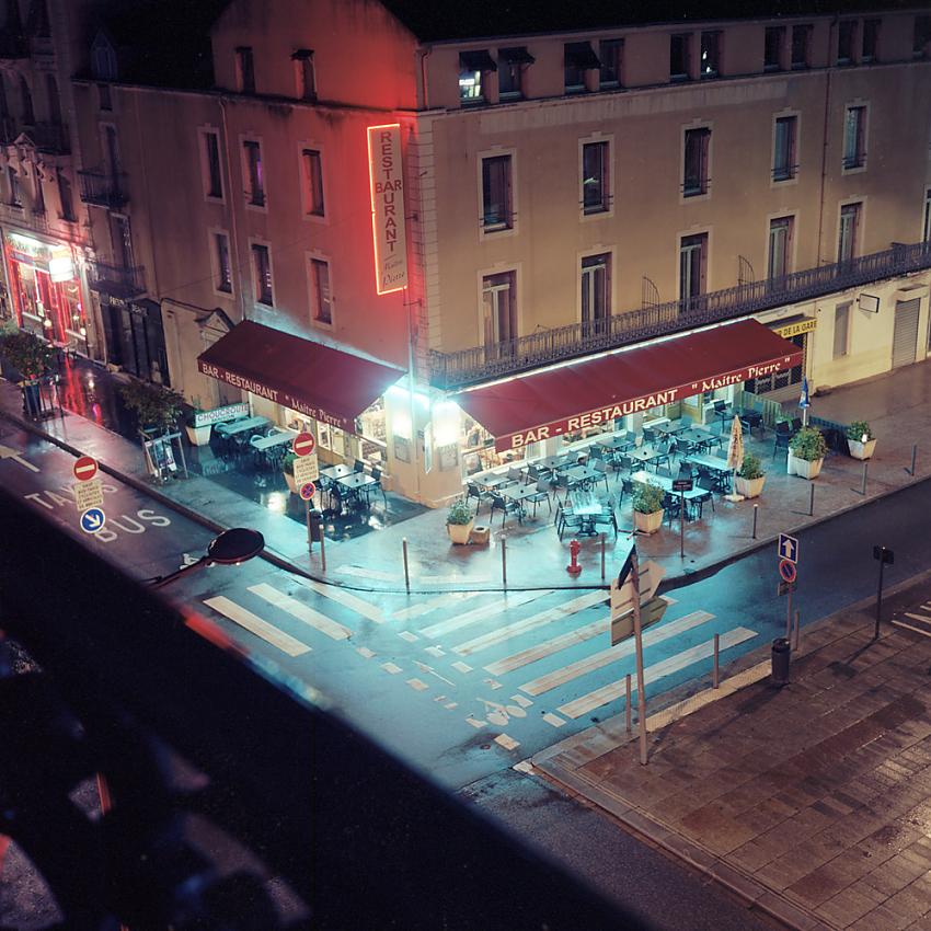Maitre Pierre Restaurant, Chalon, Night