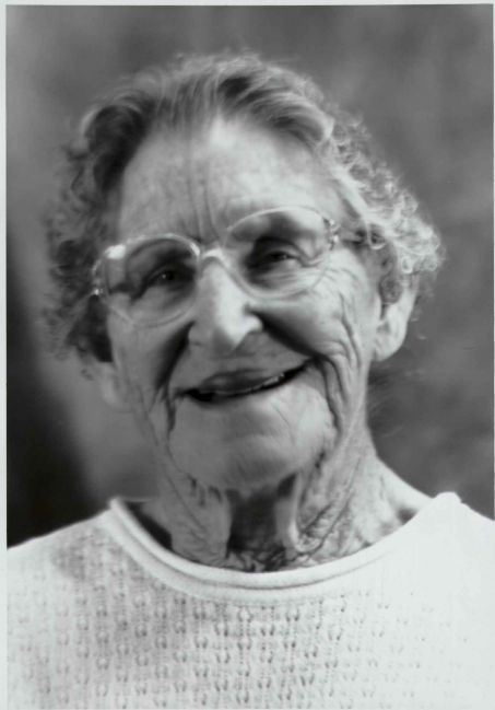 Mary. 45cm Red Dot Artar in copal 3.f11