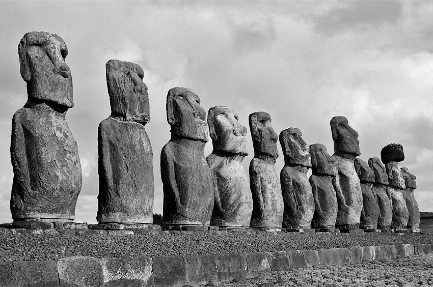 moai