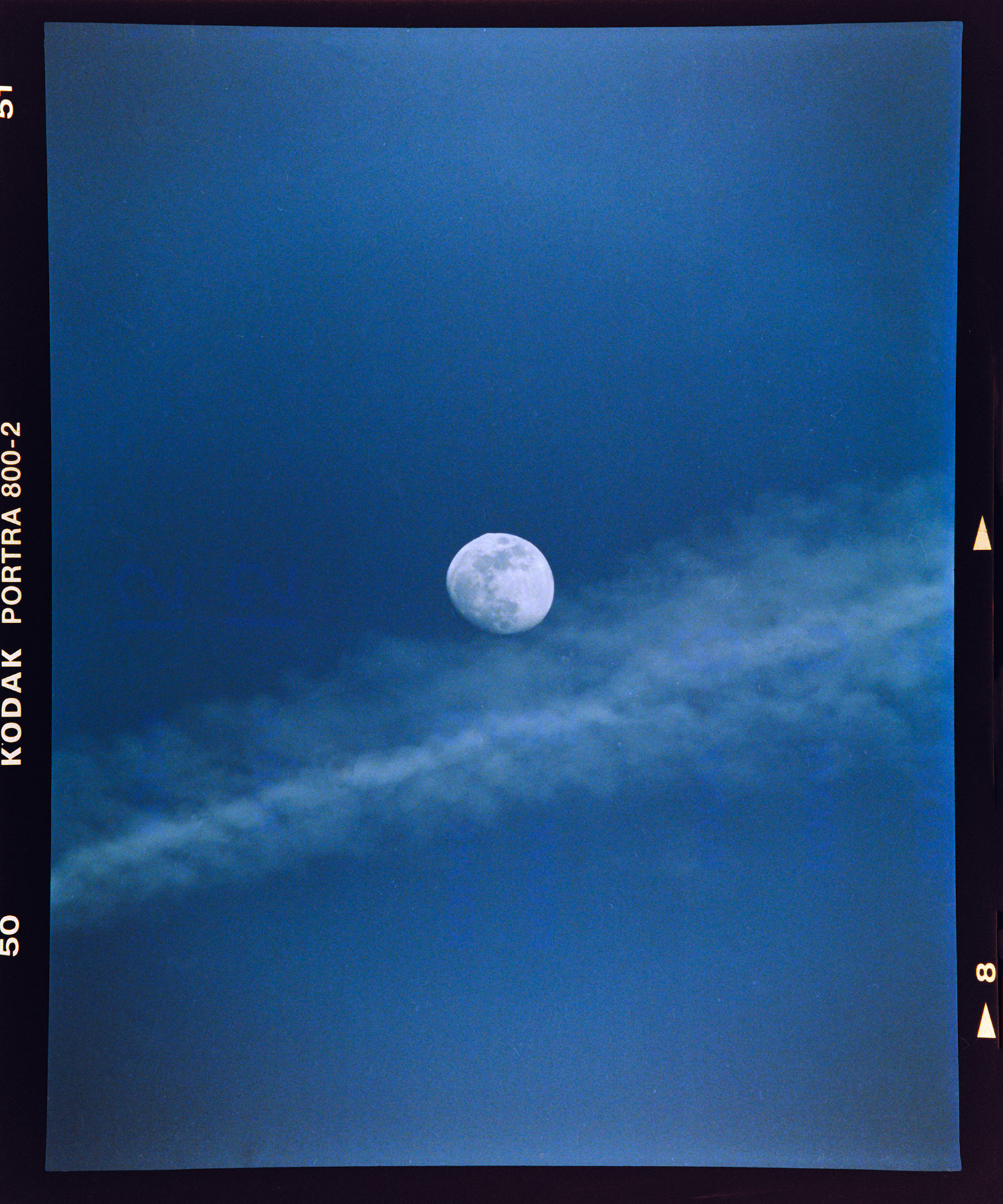 Moon, Contrail