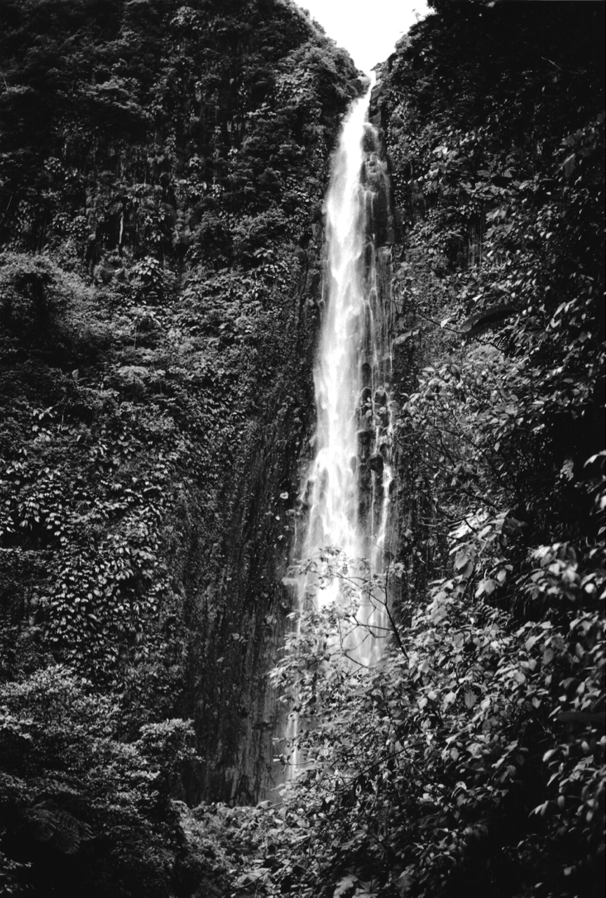 Nikon 50mm f1.4 - Waterfall