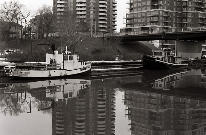 Oakville Harbour- Two Boats