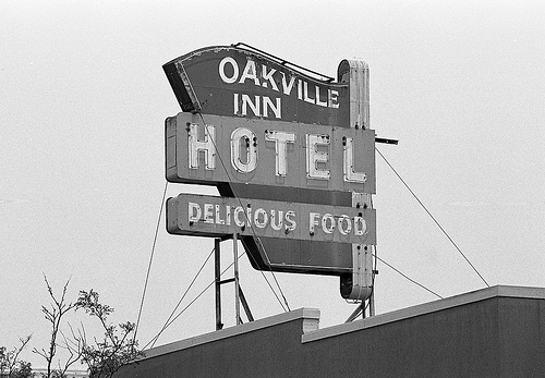 Oakville Inn