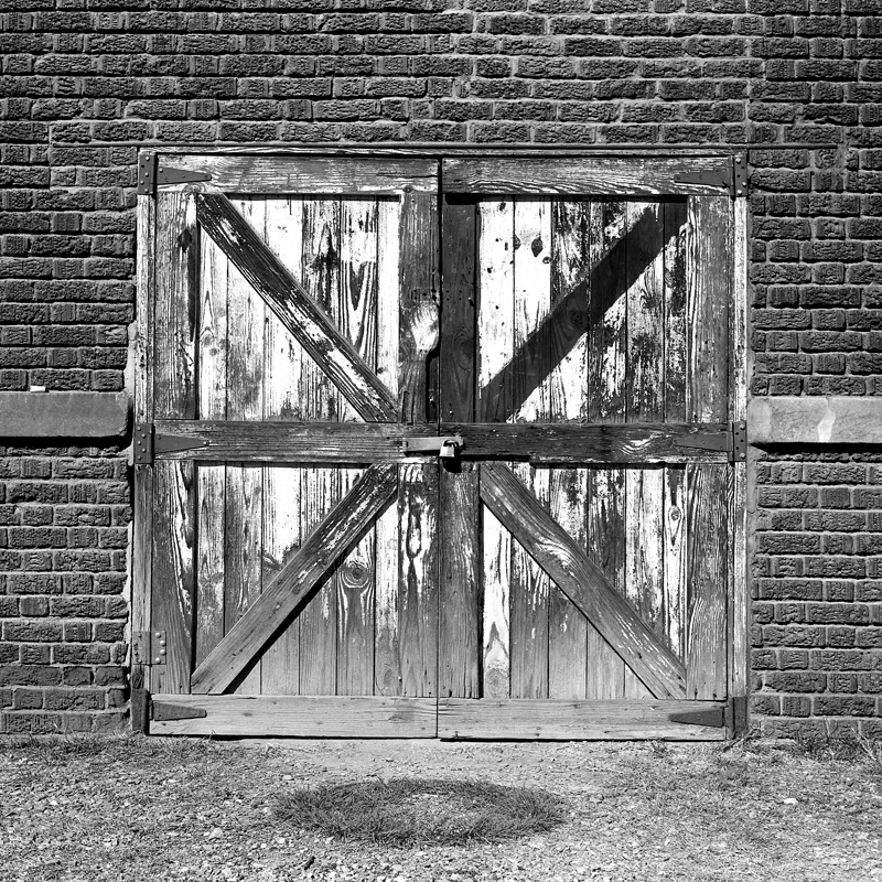 Old Locked Door exposure no. 9
