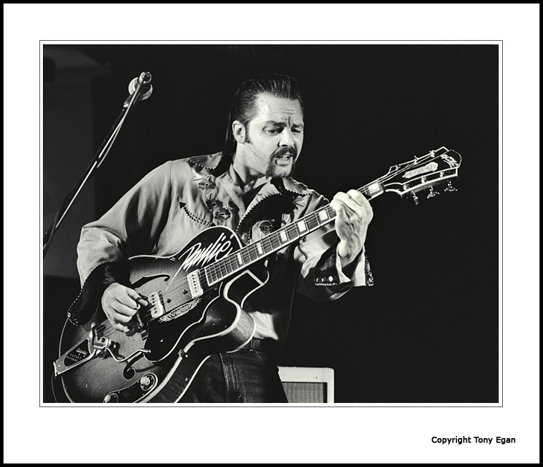 Paulie Bignell - The Detonators - Towradgi 2007