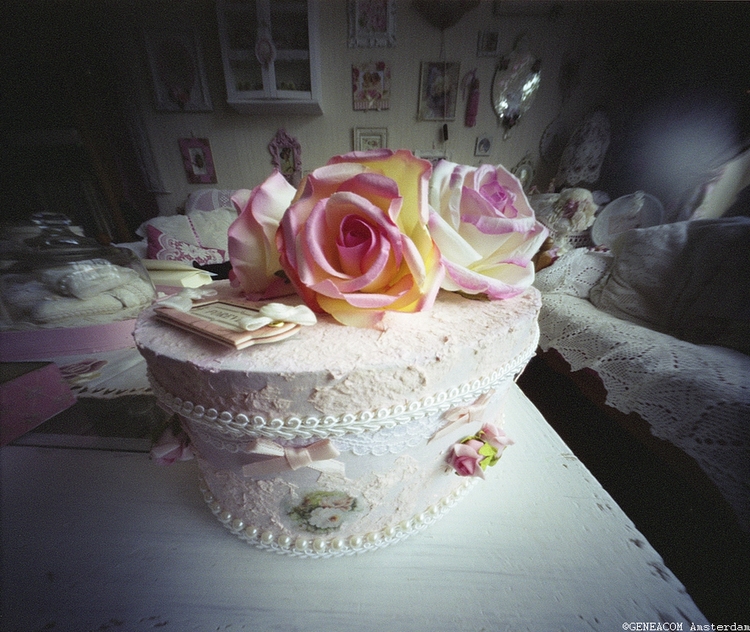 Pinhole-018