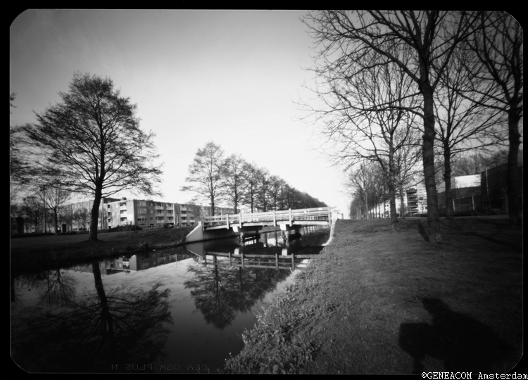 Pinhole 5252