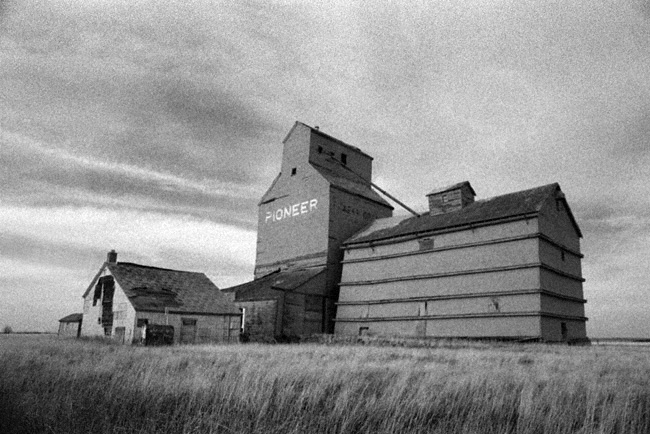 Pioneer-Elavator-2