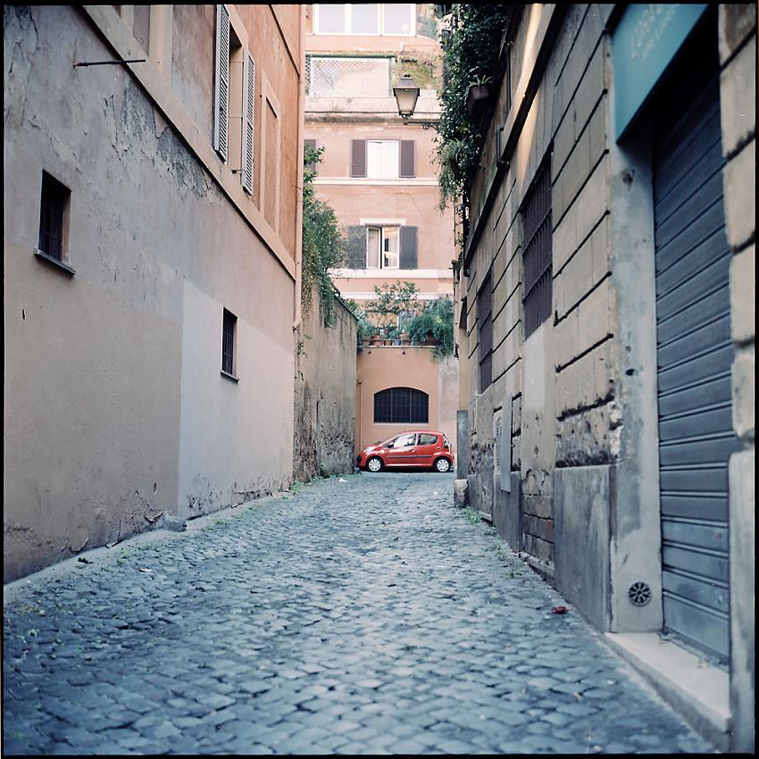 Red Car, Alley, Trastevere