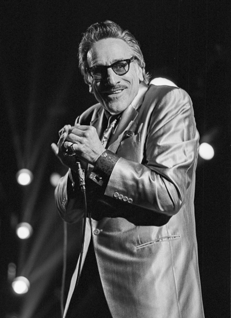 Rick Estrin (& the Nightcats)