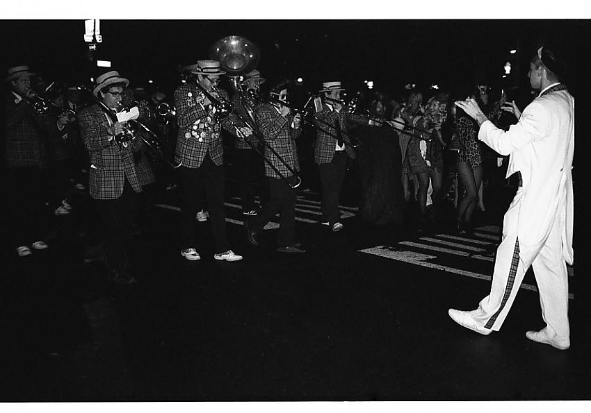 Round 9 - Leica; Frame 26