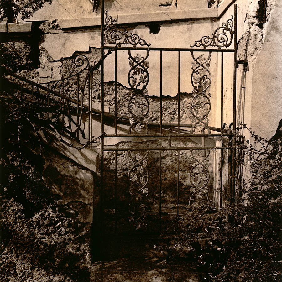 Ruined Gate