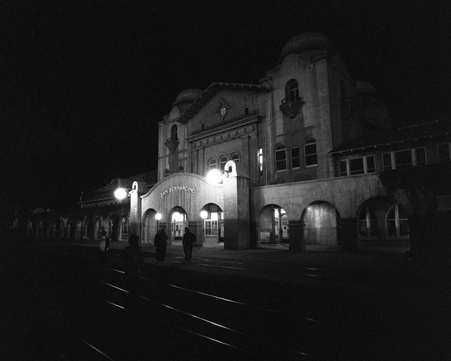 San Bernardino Station by night