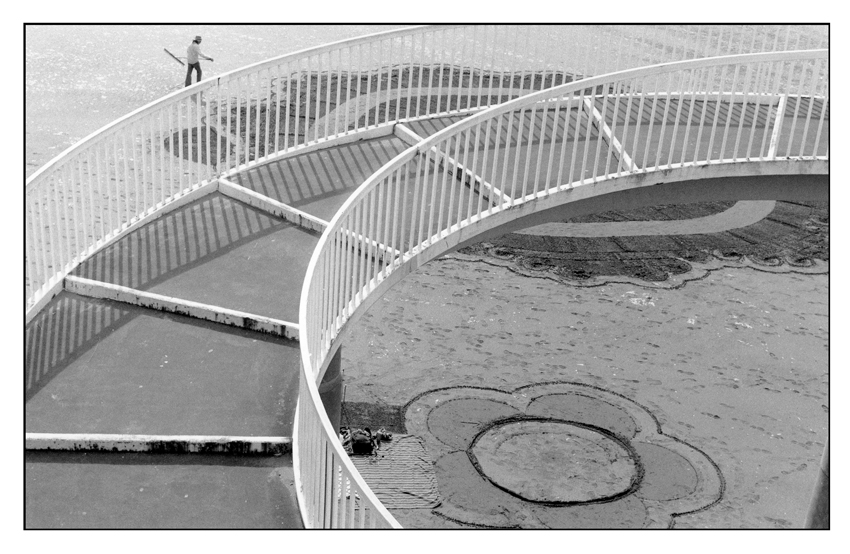 Sand Artist - Torquay Beach
