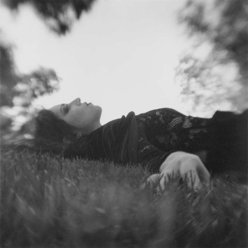 She Listens To The Clouds