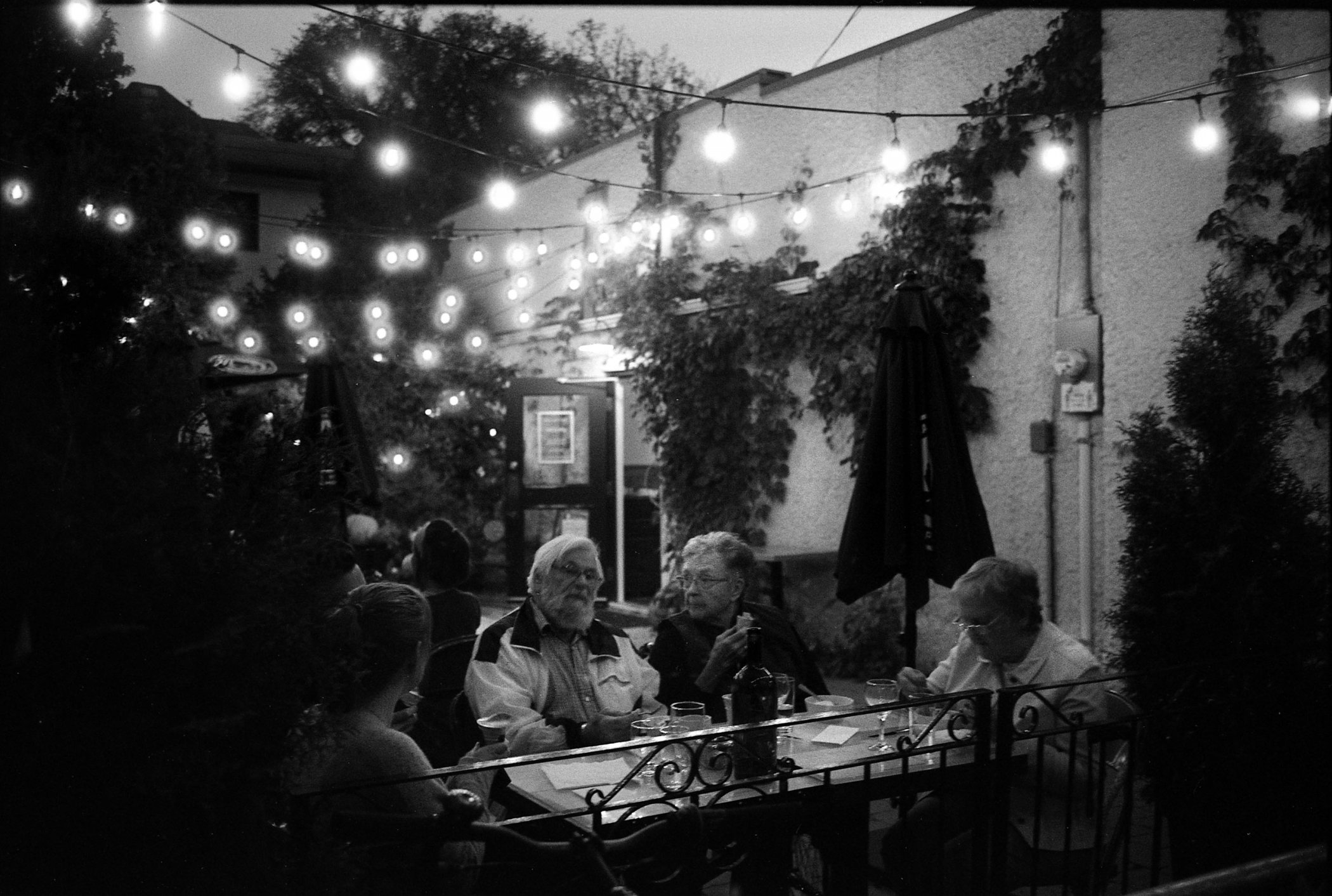 Sidewalk Cafe