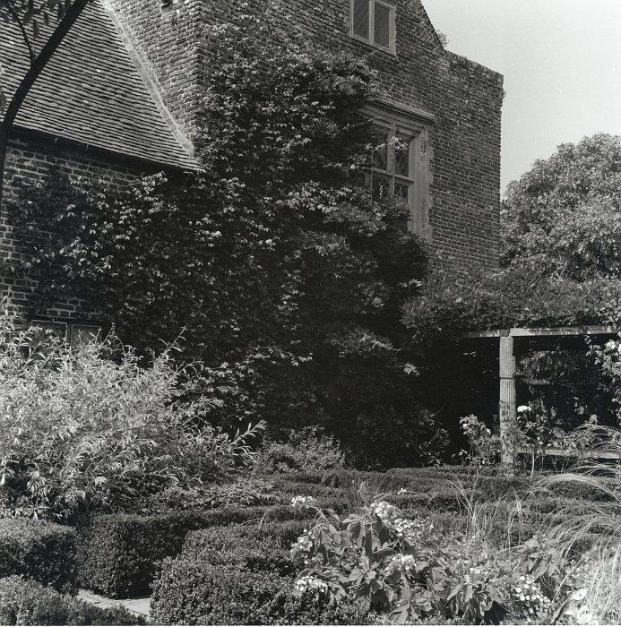 Sissinghurst II