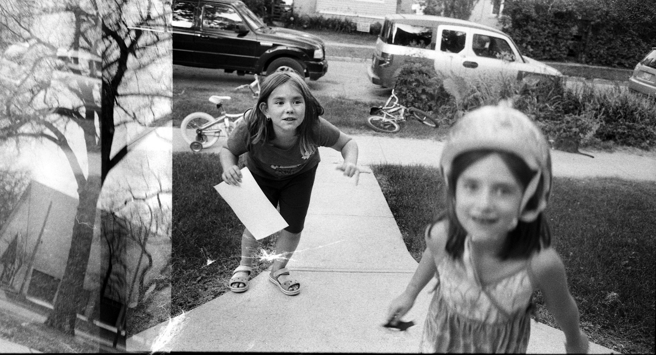 Sisters (Double Exposure/Trouble)