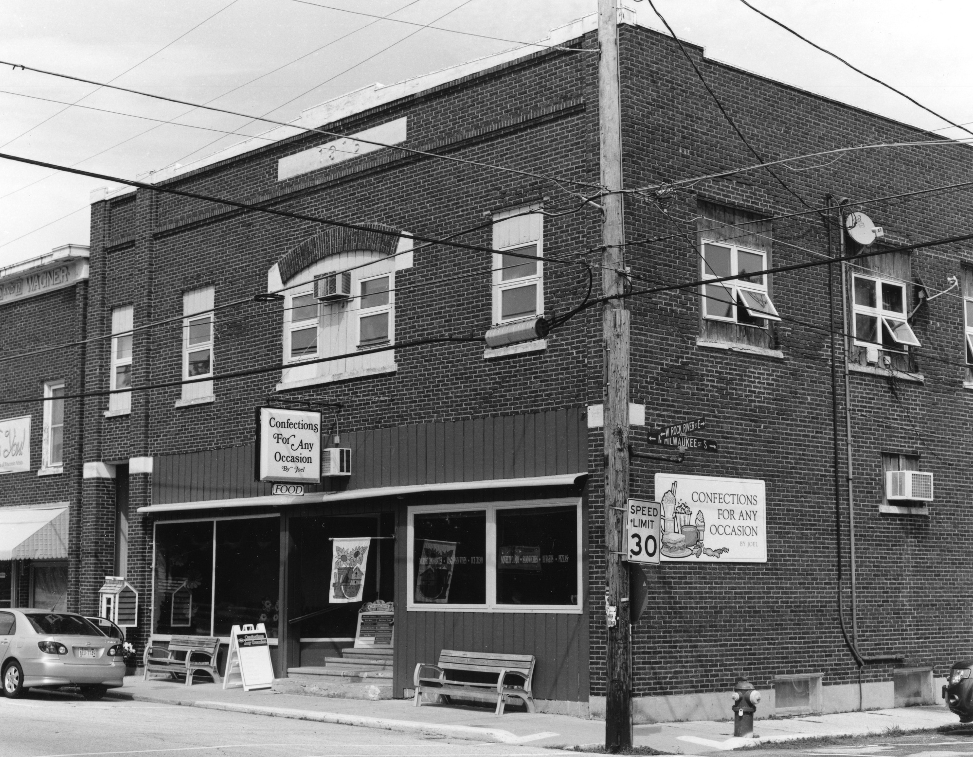 Sonatas XII-22 (Main Street)