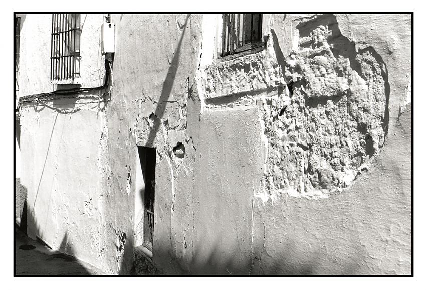 Spanish wall