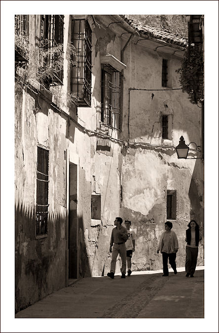 SPANISH_STROLL_2_