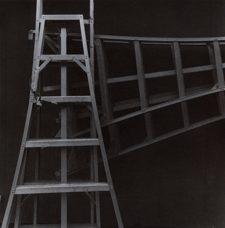 Strange Lith, Ladders