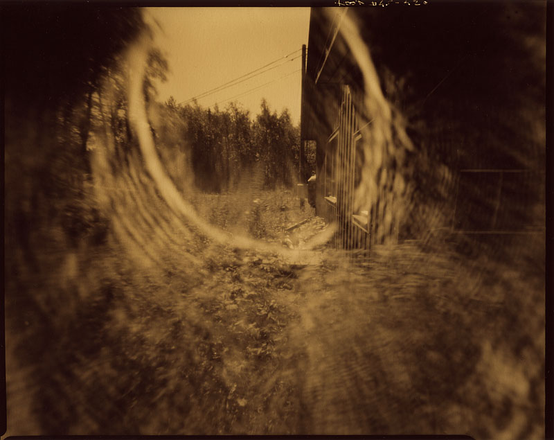 Sun in pinhole 1