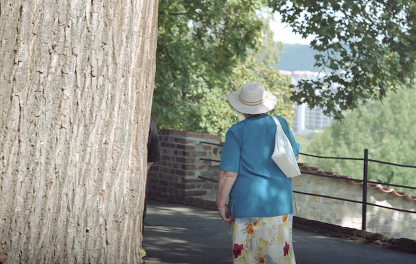Sunday stroll in Castle garden