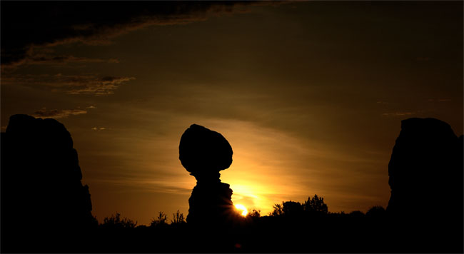 Sunrise, Balanced Rock