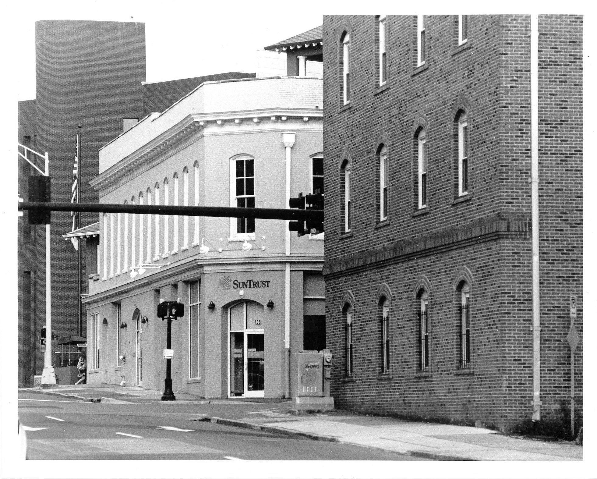 SunTrust Mangum Street