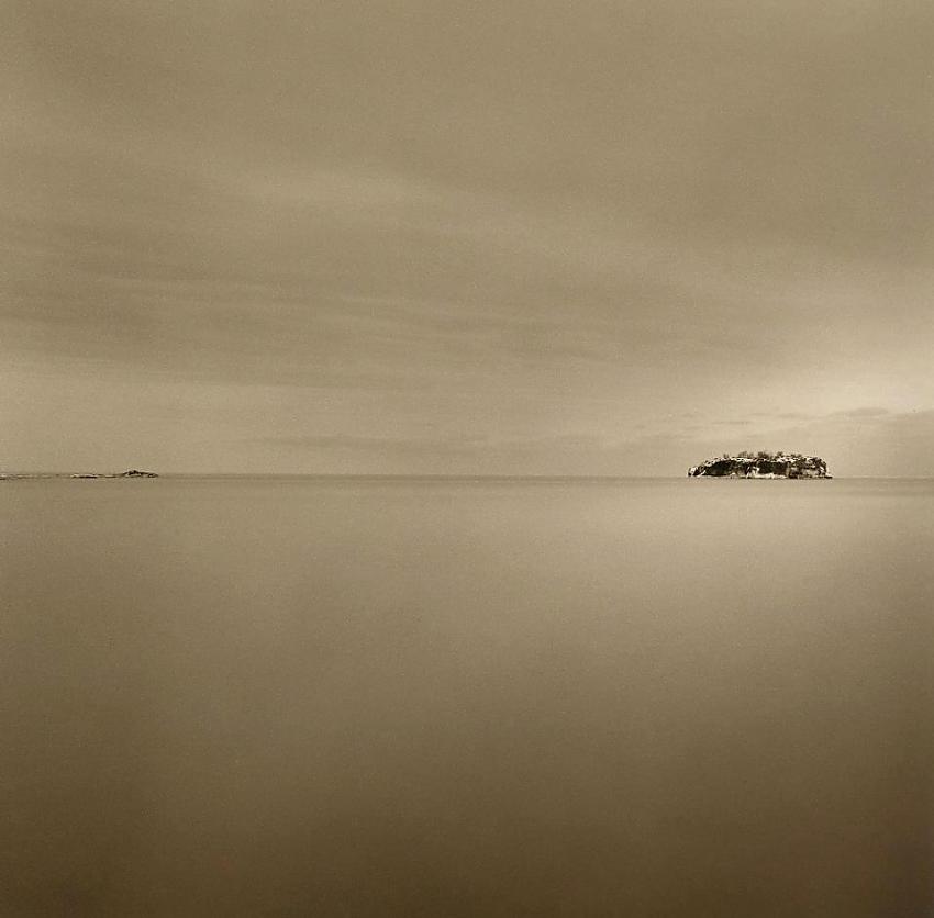Superior Winter - The Island