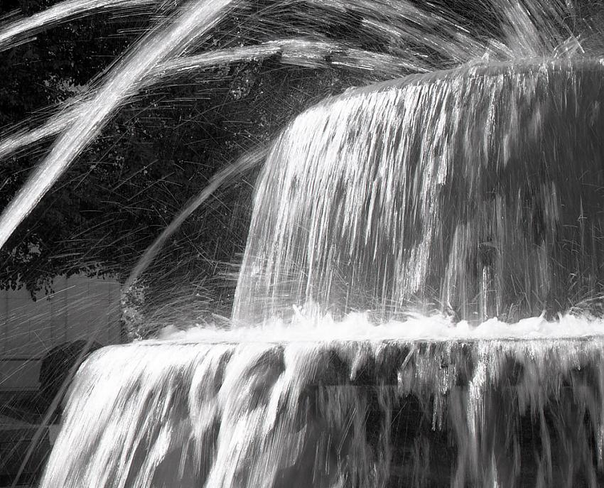 symphony-fountain