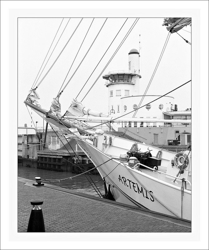 Tall ship Artemis