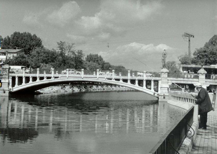 The Fisherman And The Bridge