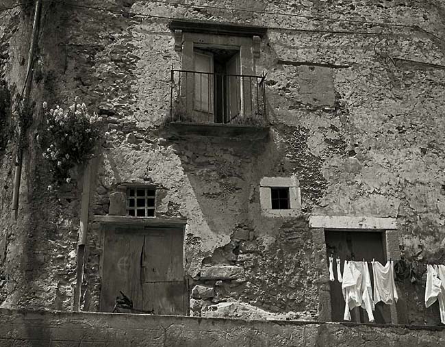 The wall / Lipari