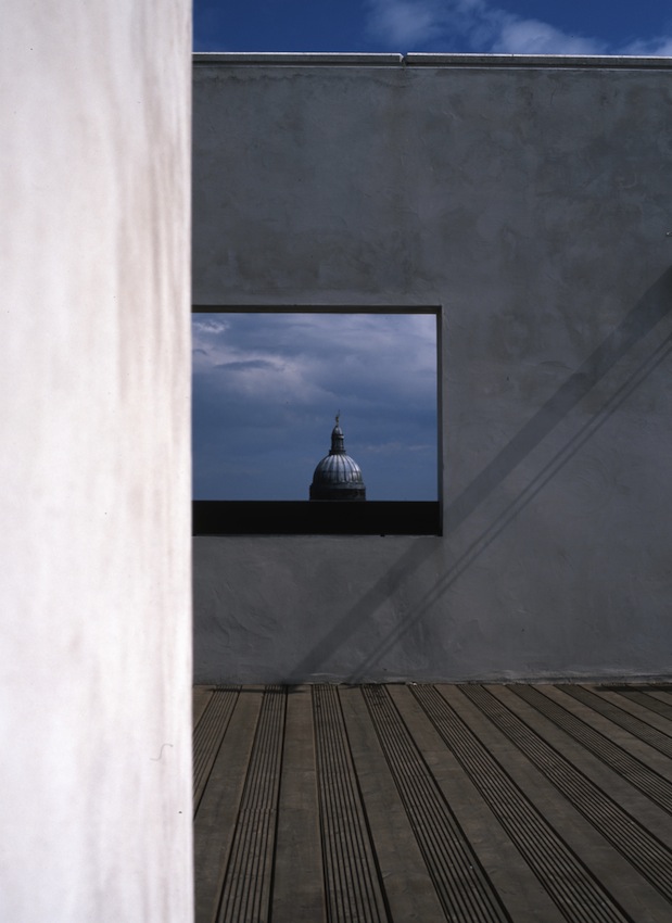 The wee boy on the dome