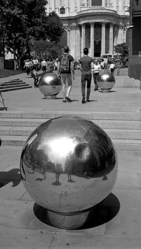Three Balls at St Paul's