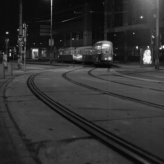 Tram 1351