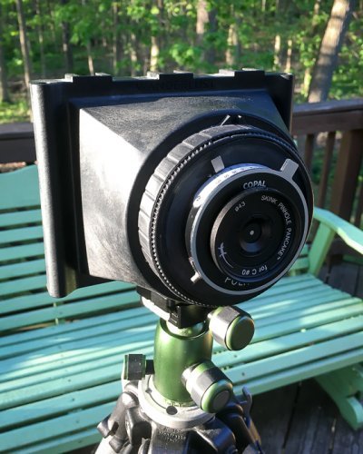 Travelwide with pinhole