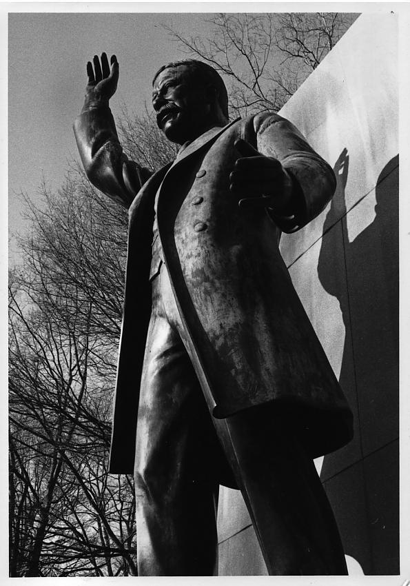 Tri-X & Diafine - photos at EI 800 and 1600