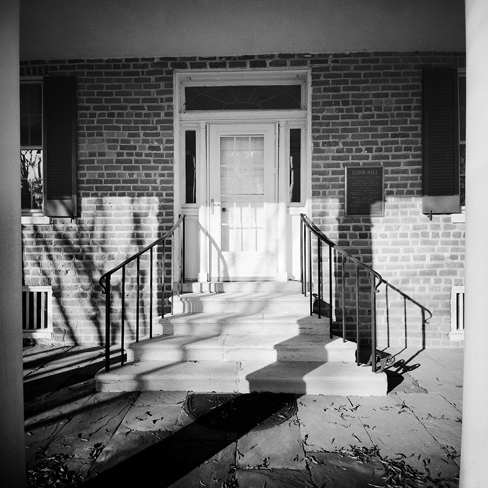 Tudor Hall Porch, Leonardtown